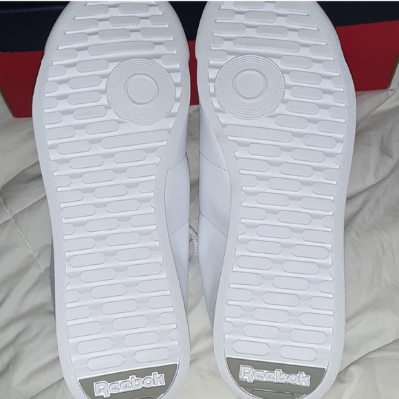 REEBOK NWTs and Boxes Sz 5 Black and white pairs - Picture 2 of 4